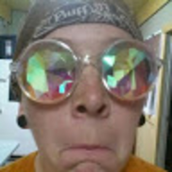 Meet your Posher, Rachel - Picture 1 of 1